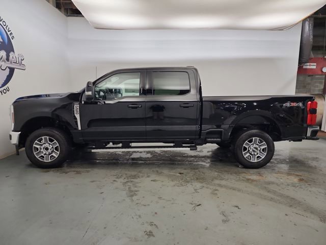 New 2026 Ford F250 Lariat image 3