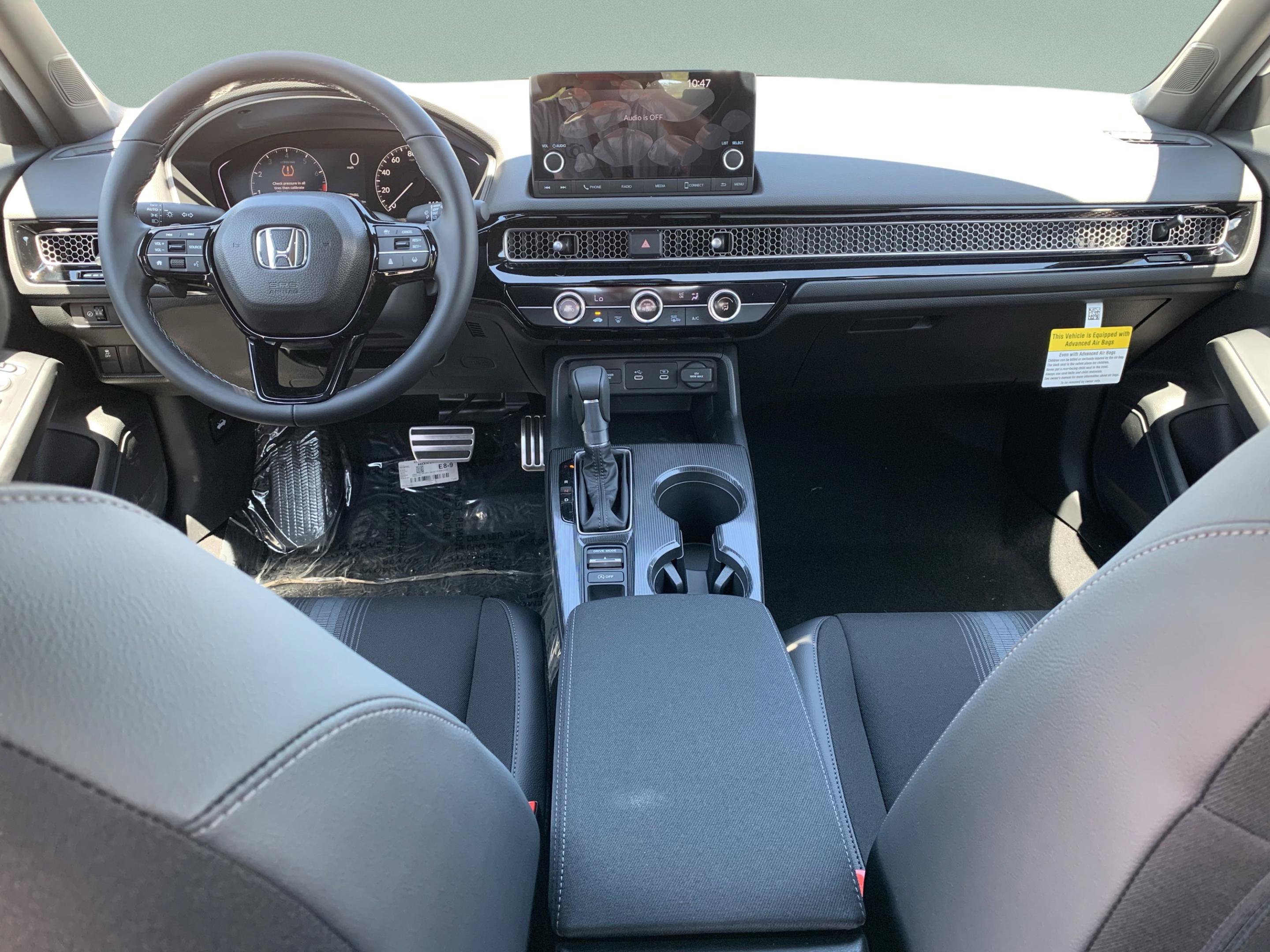 Used 2025 Honda Civic Sport image 16