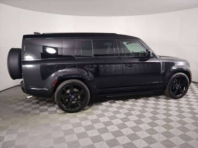 New 2025 Land Rover Defender 130 V8 AWD/4WD image 4
