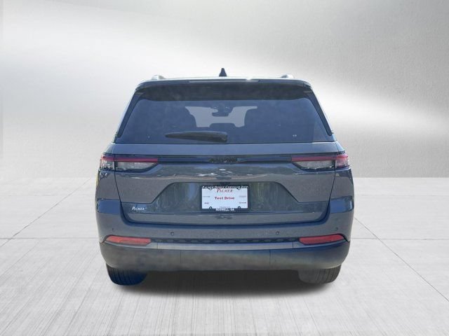 New 2027 Jeep Grand Cherokee Altitude RWD image 6