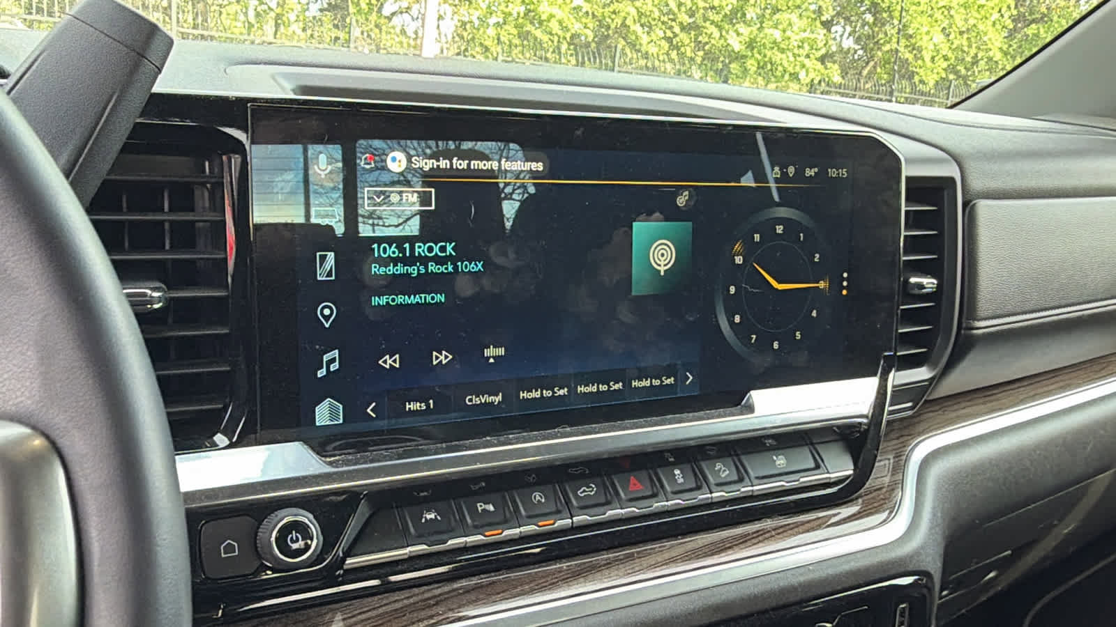 Used 2025 Chevrolet Silverado 1500 LT image 14