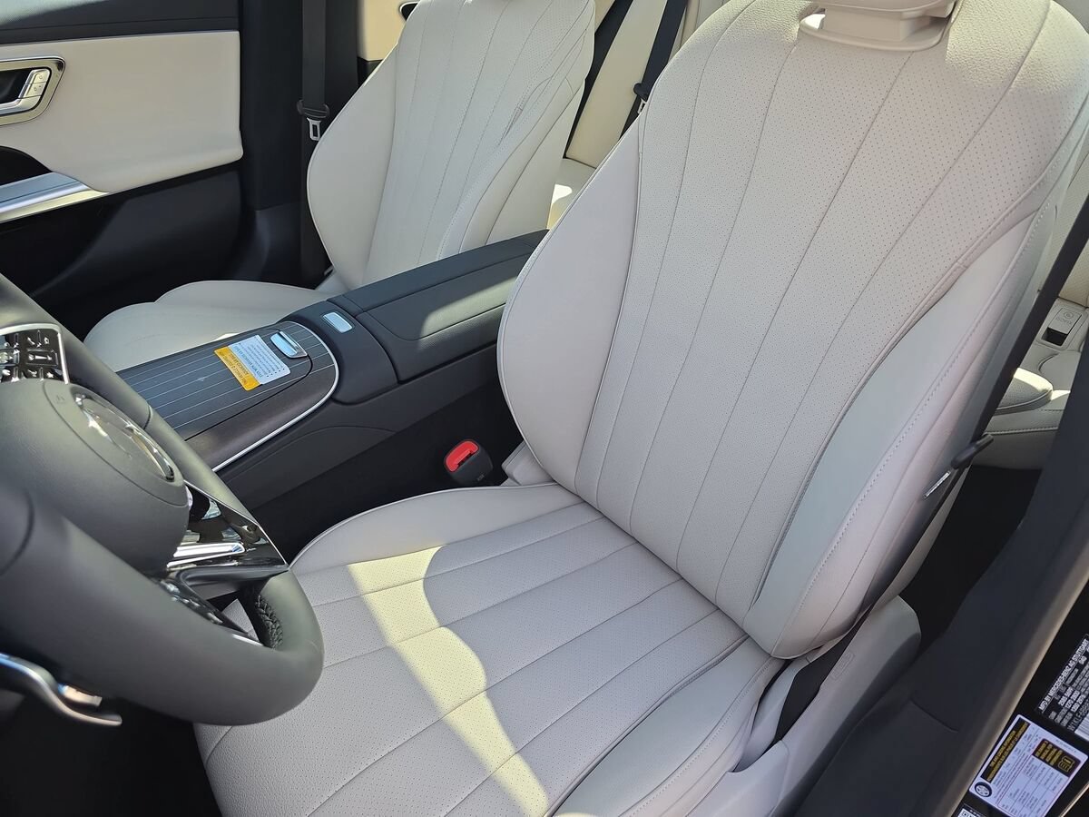 New 2026 Mercedes-Benz E 450 4MATIC Sedan image 15