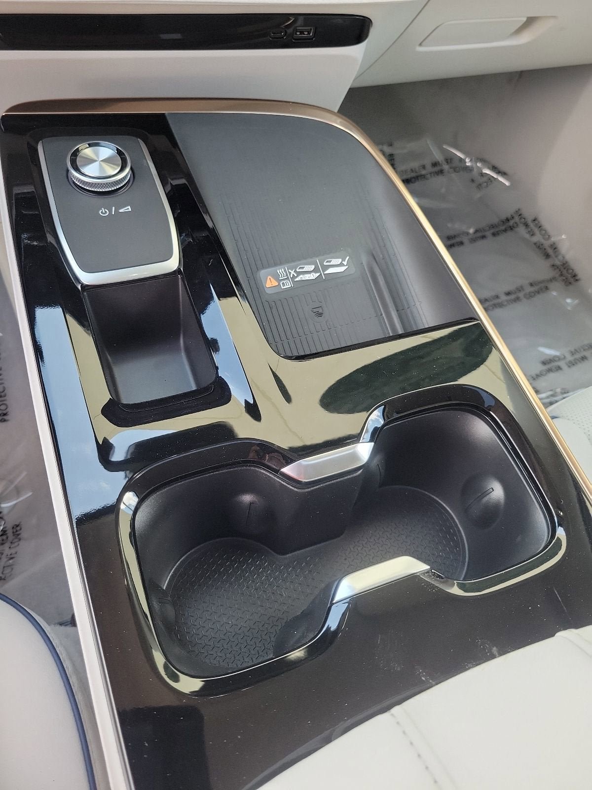 New 2026 Buick Enclave Avenir w/ Super Cruise Package FWD image 18
