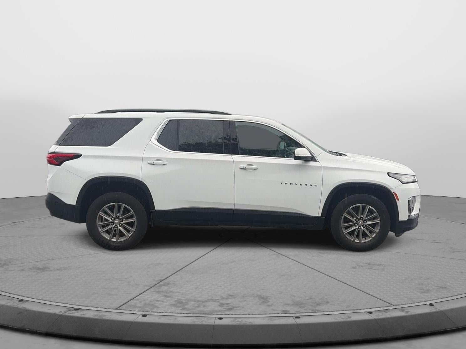 Used 2023 Chevrolet Traverse LT AWD/4WD image 4