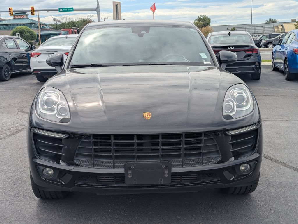 Used 2018 Porsche Macan AWD/4WD image 10