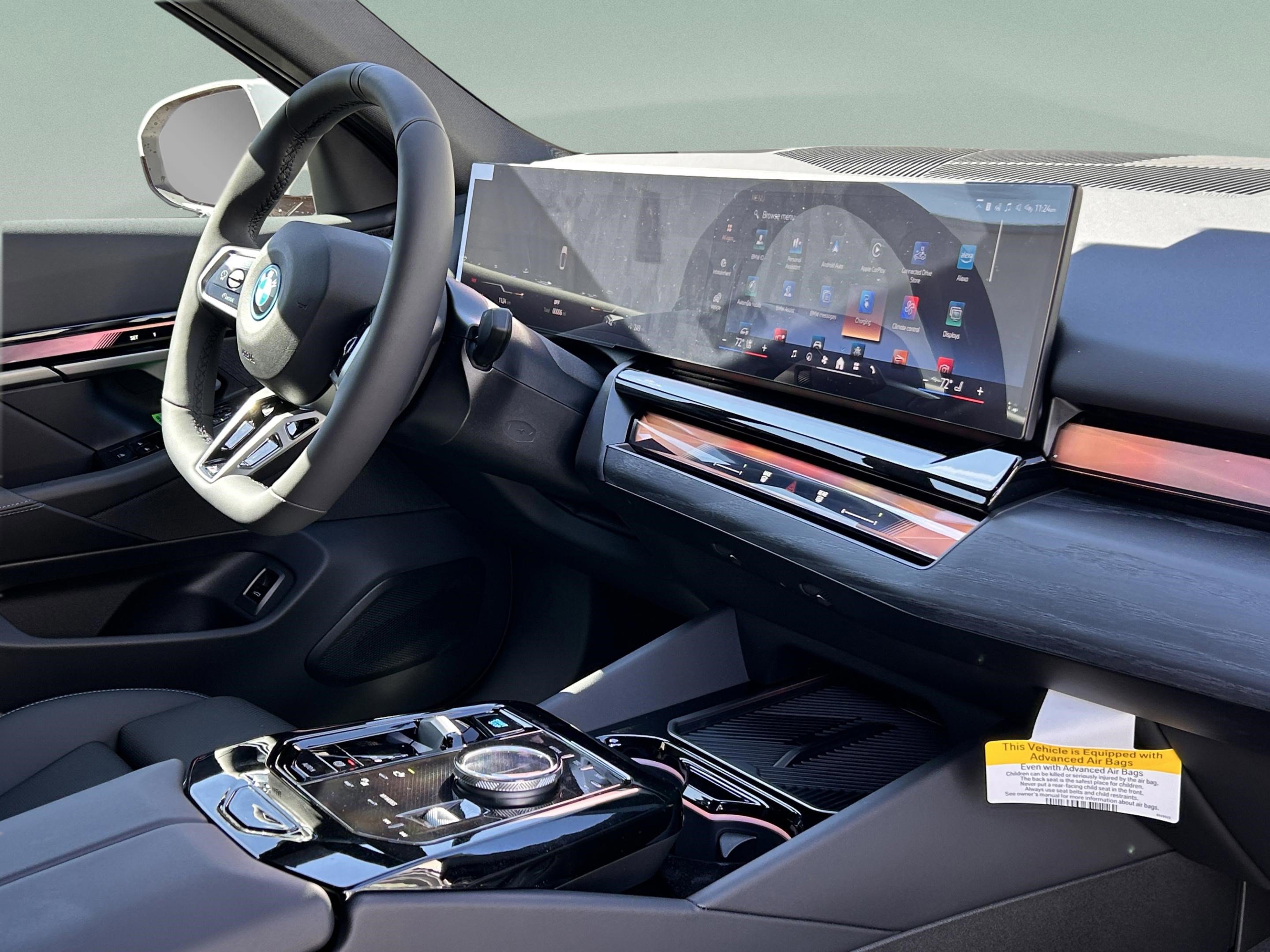 Used 2026 BMW i5 eDrive40 w/ M Sport Package image 13