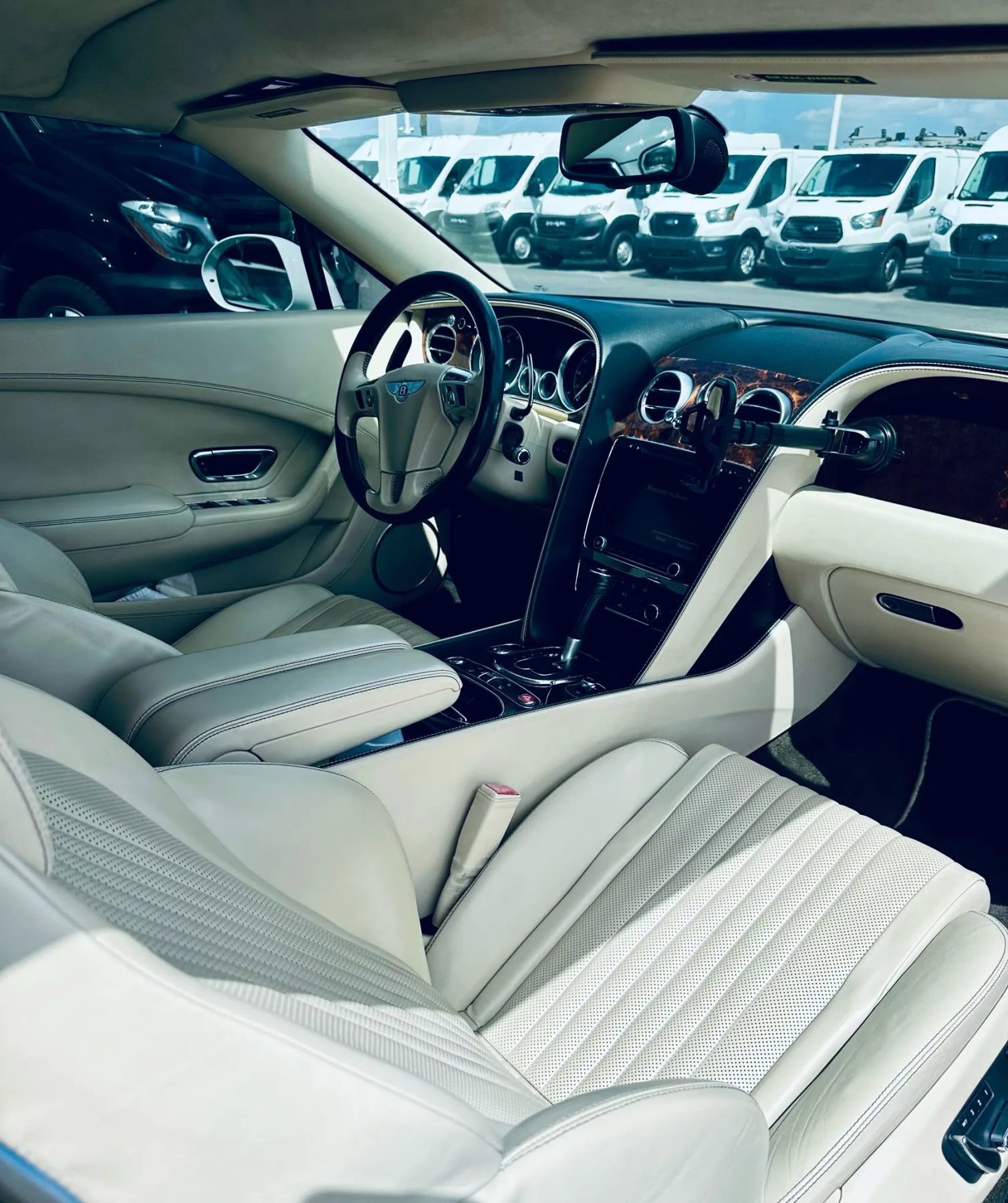 Used 2016 Bentley Continental GT image 8