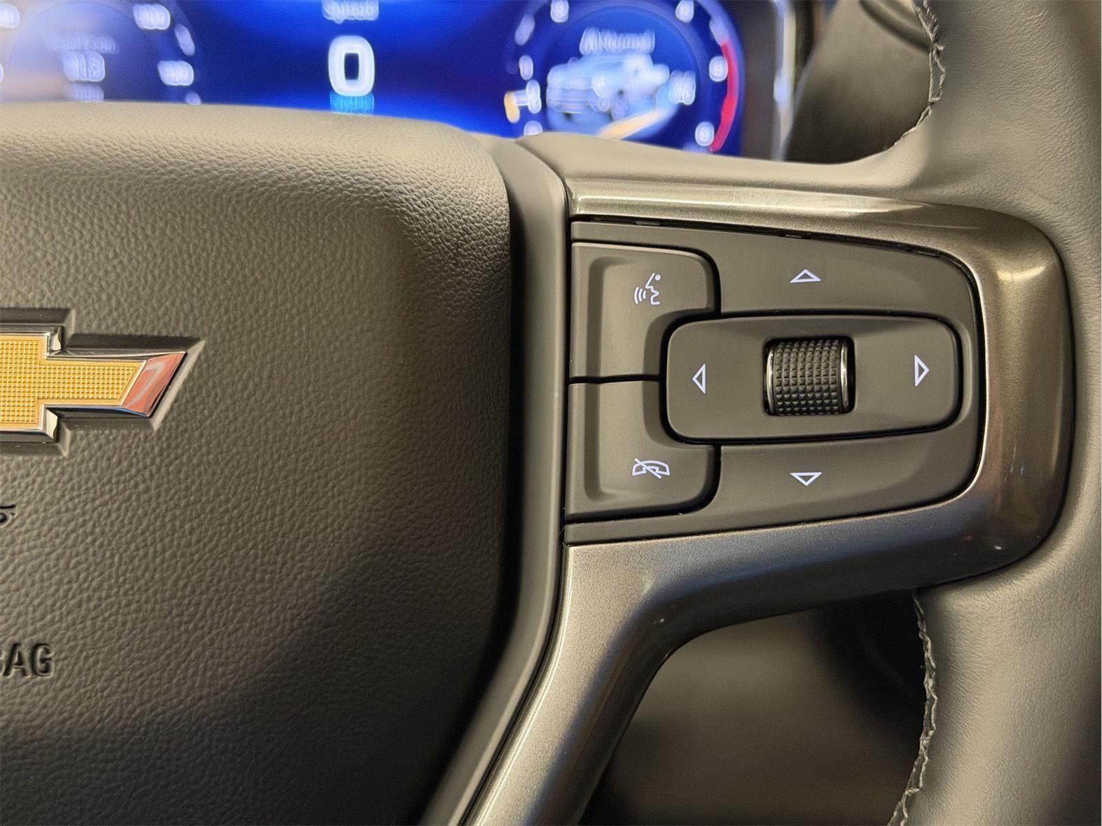 Certified 2025 Chevrolet Silverado 2500 High Country w/ Technology Package AWD/4WD image 18