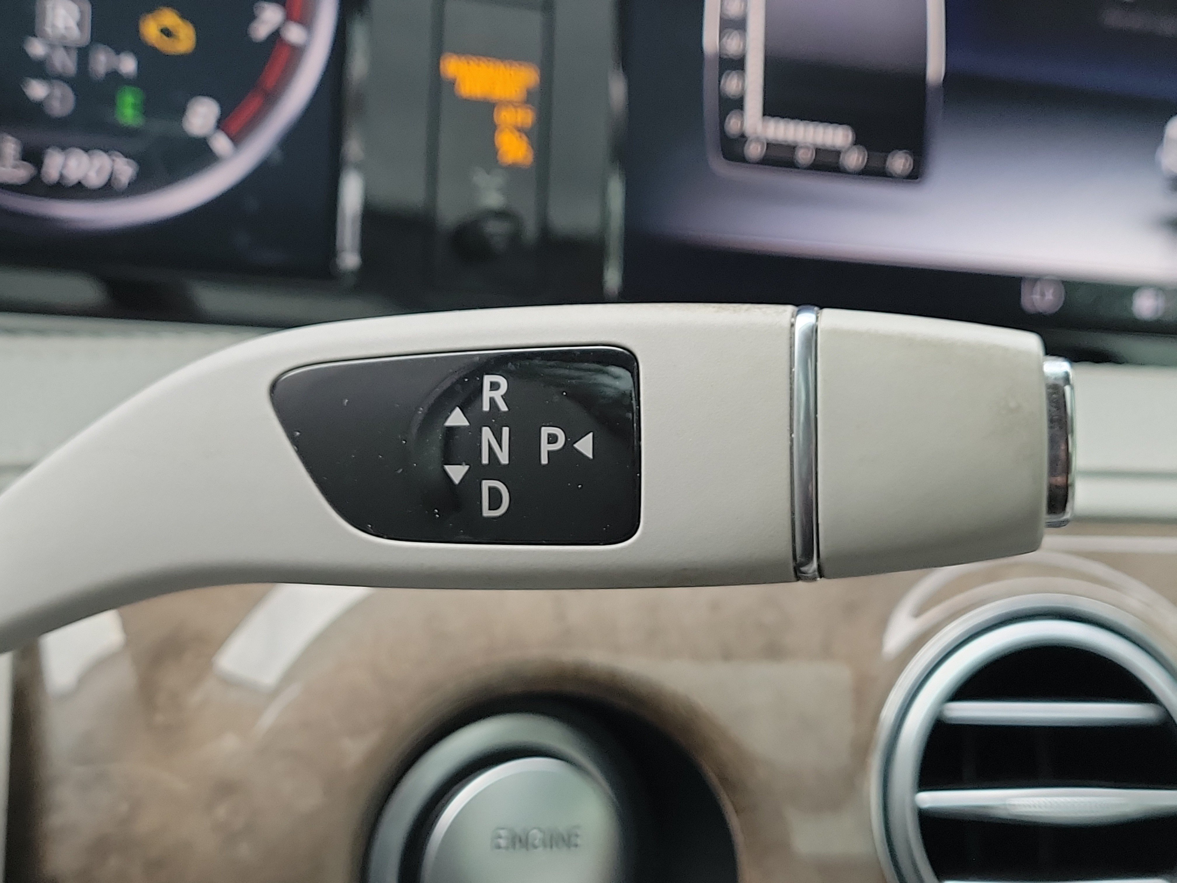 Used 2015 Mercedes-Benz S 550 Sedan image 29