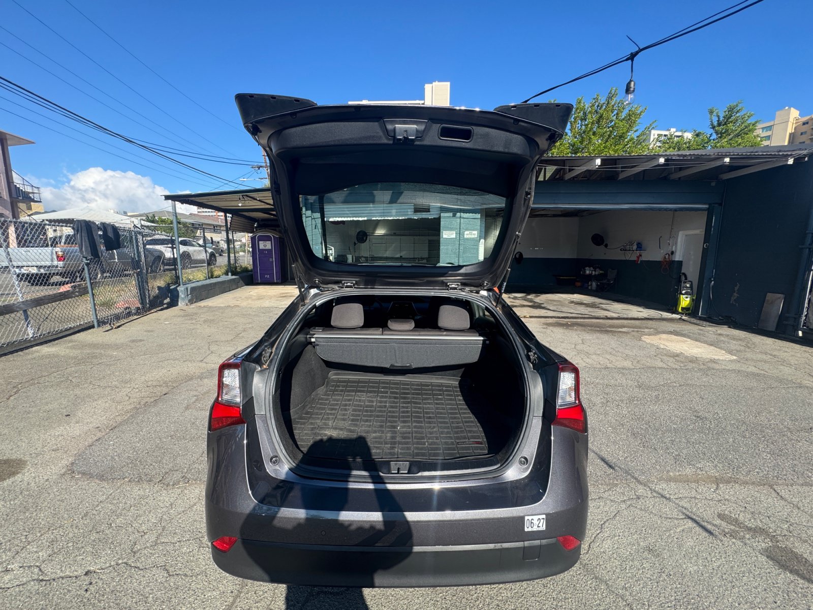 Used 2020 Toyota Prius LE w/ Carpet Mat Package AWD/4WD image 25
