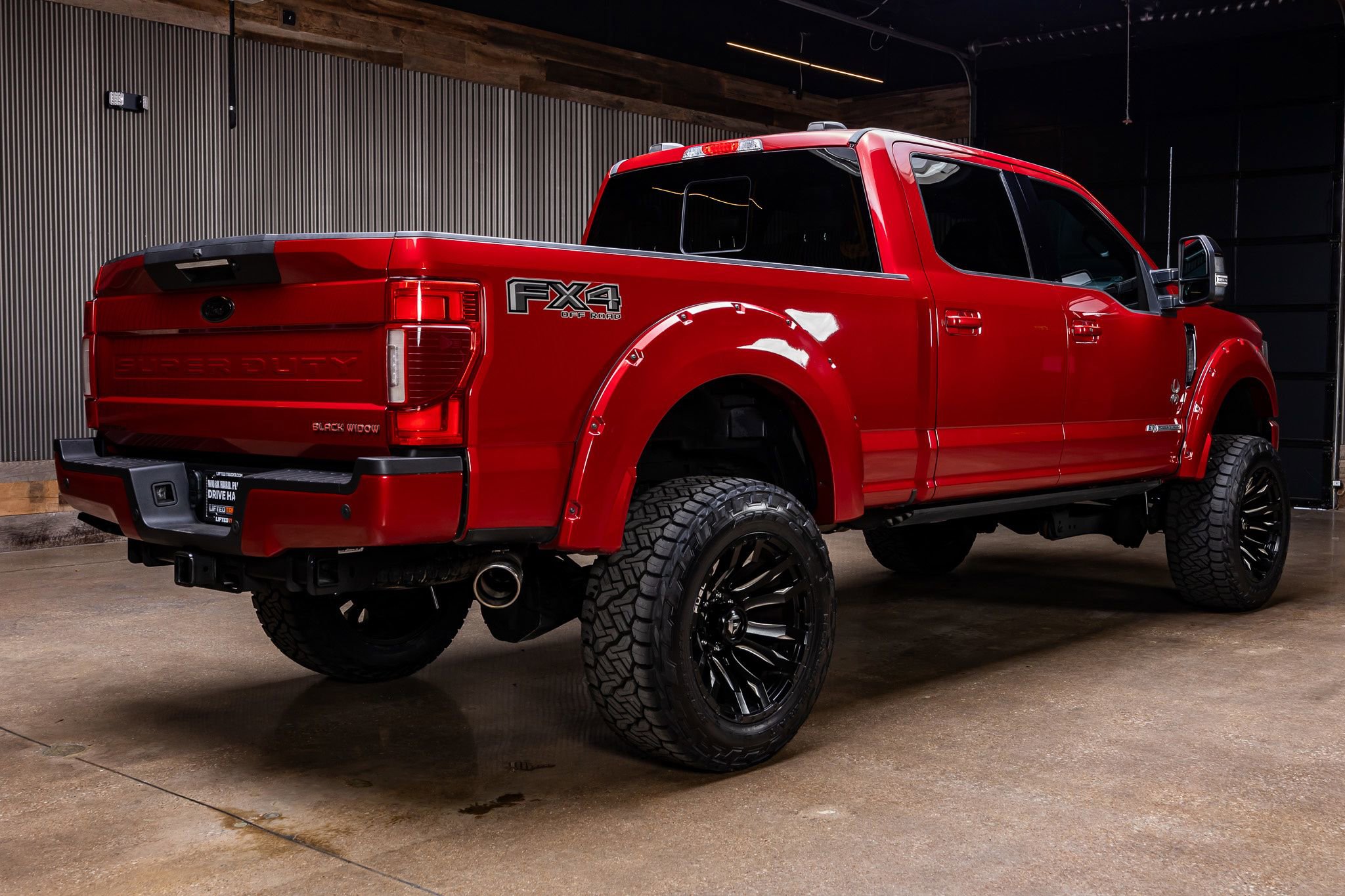 Used 2022 Ford F250 Lariat w/ Black Appearance Package image 9