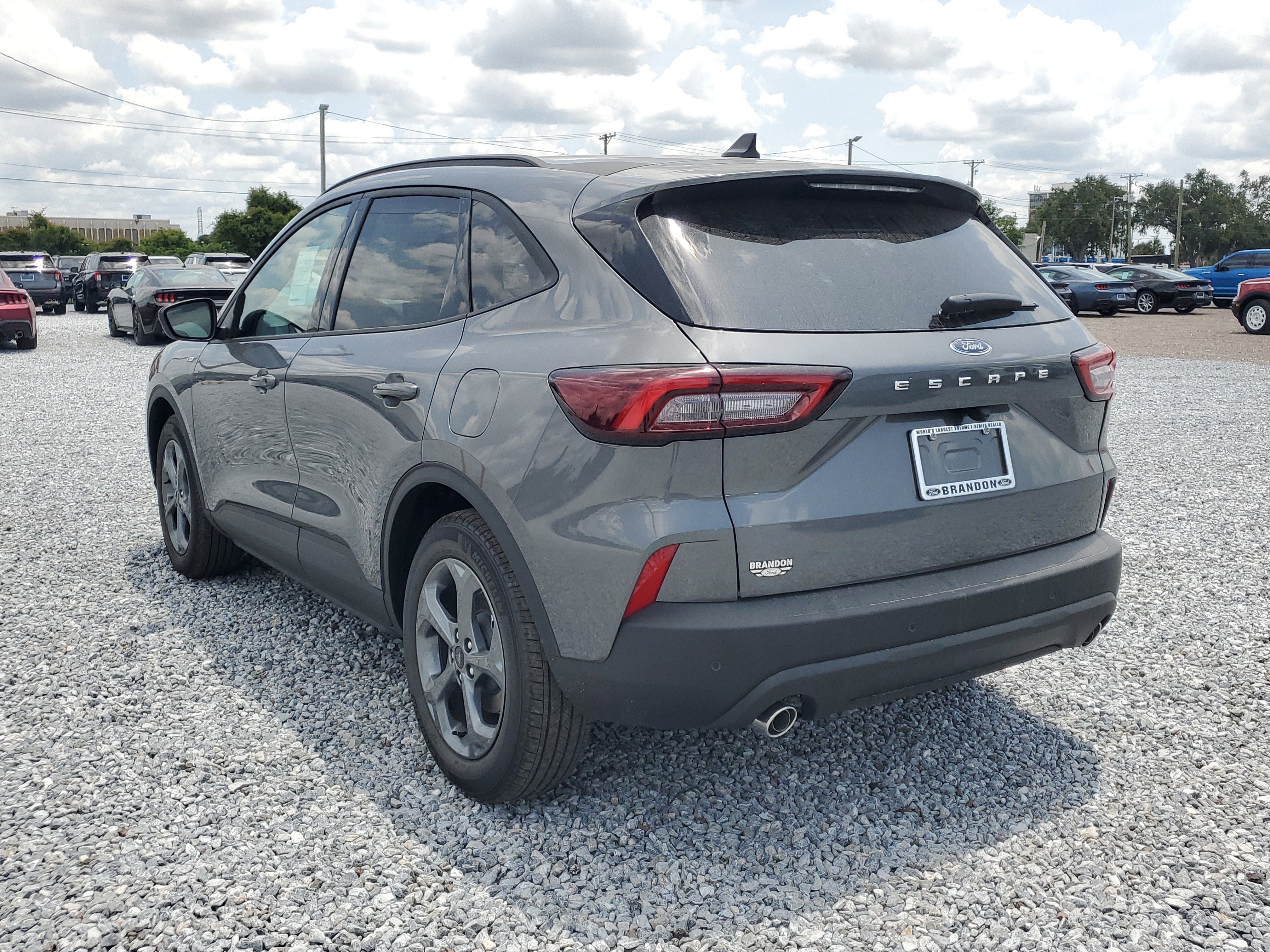 New 2025 Ford Escape ST-Line w/ Tech Pack #1 image 8