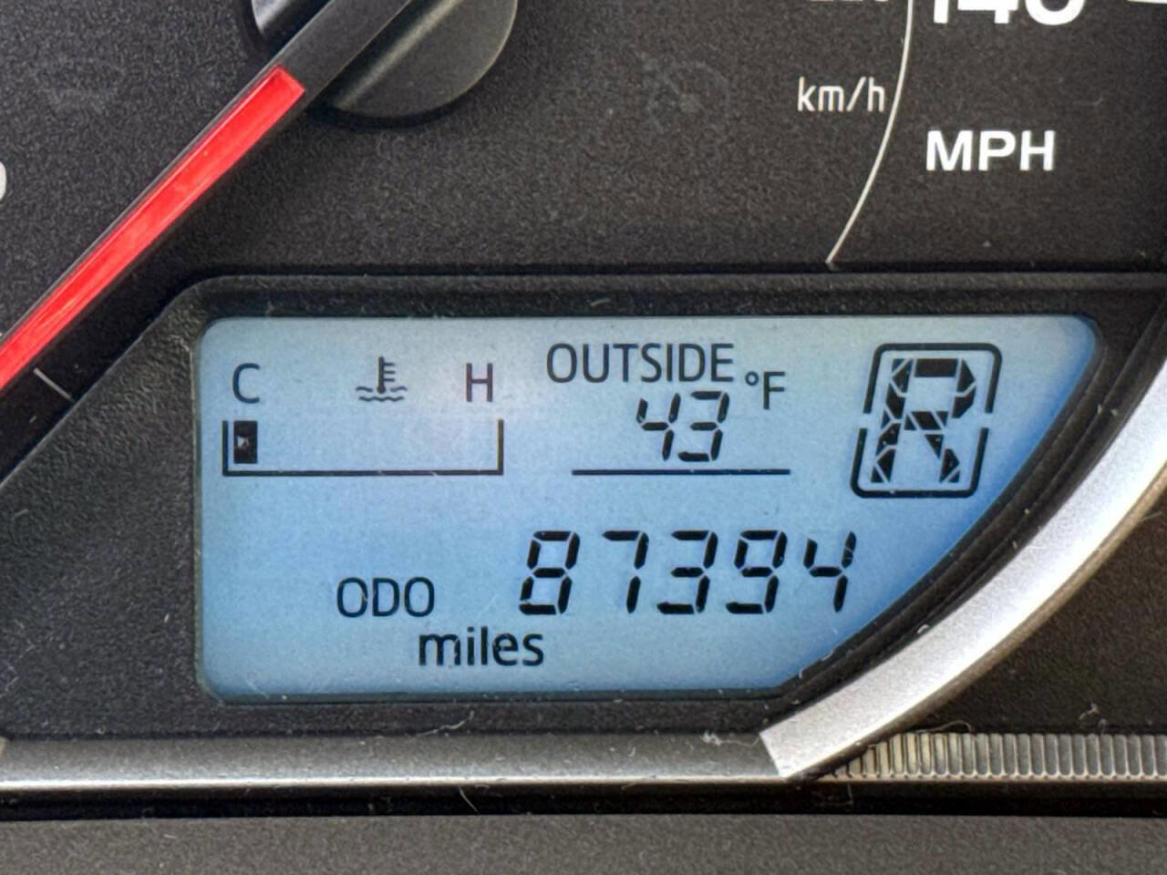 Used 2015 Toyota RAV4 XLE image 21