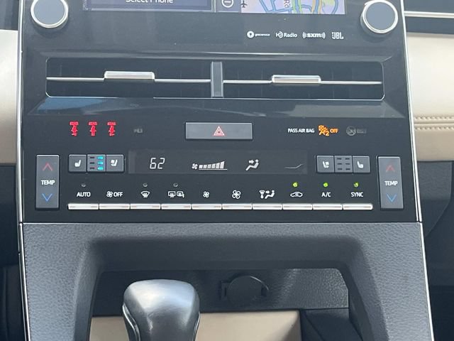 Used 2020 Toyota Avalon Limited w/ Advanced Safety Package FWD image 16