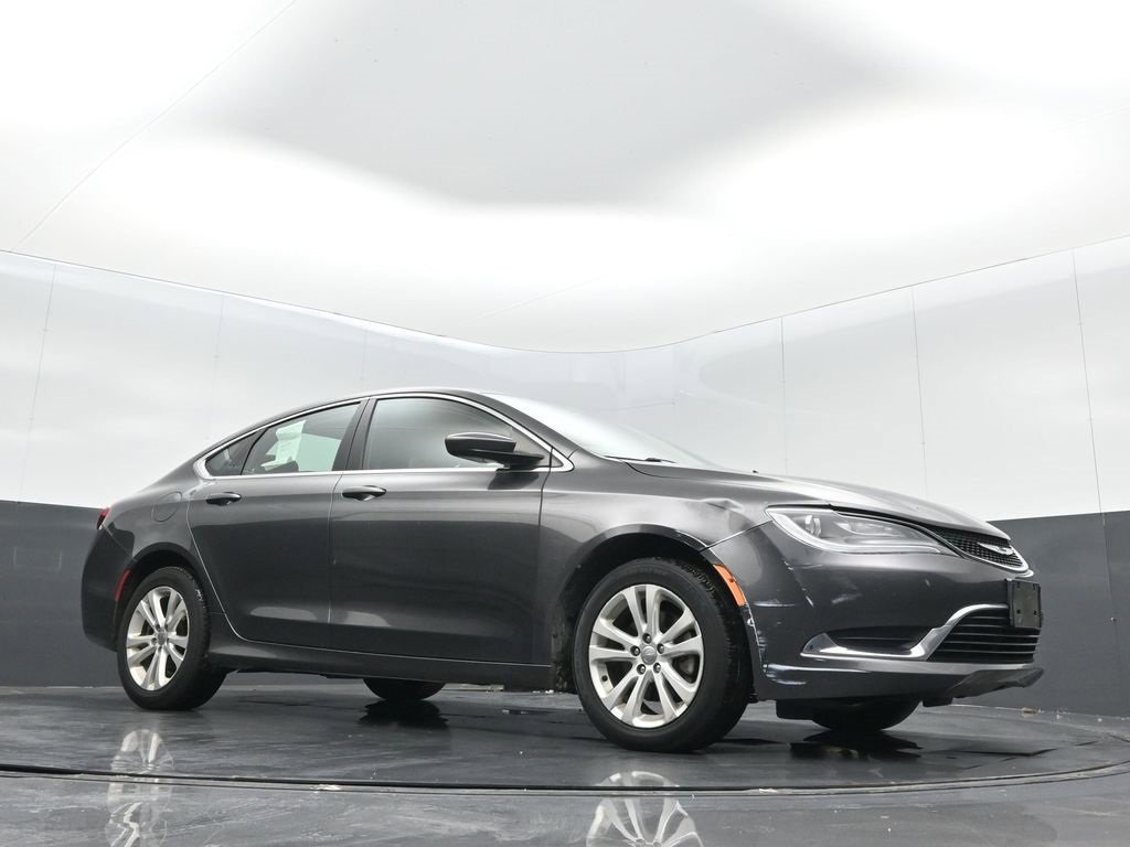 Used 2015 Chrysler 200 Limited w/ Convenience Group image 26