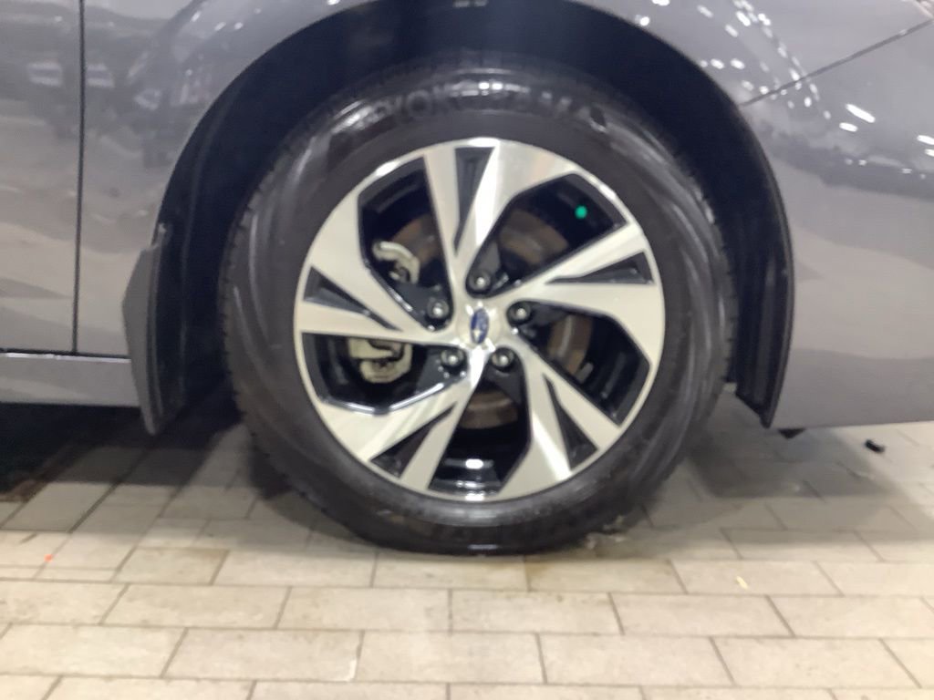 Certified 2025 Subaru Legacy Premium image 27