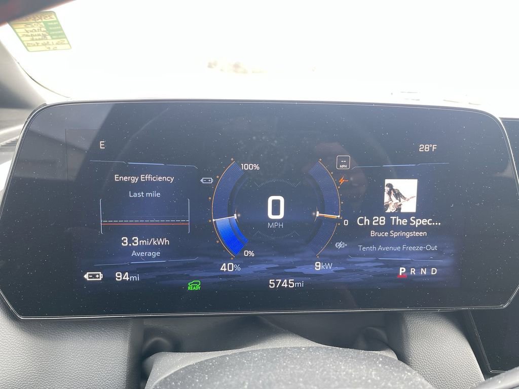 Used 2025 Chevrolet Equinox EV RS image 8