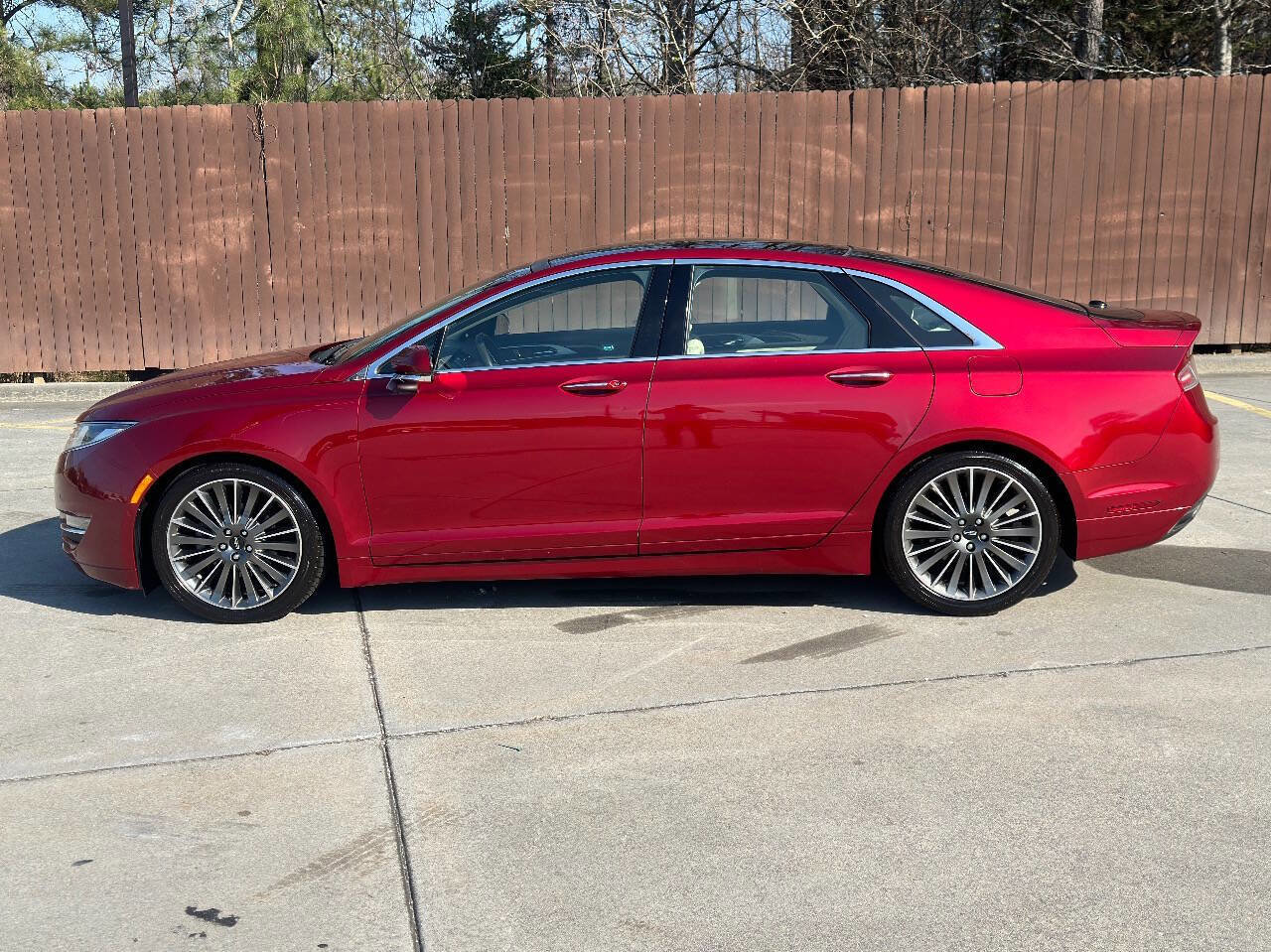 Used 2015 Lincoln MKZ Base 4dr Sedan w/ Equipment Group 202A Reserve image 12