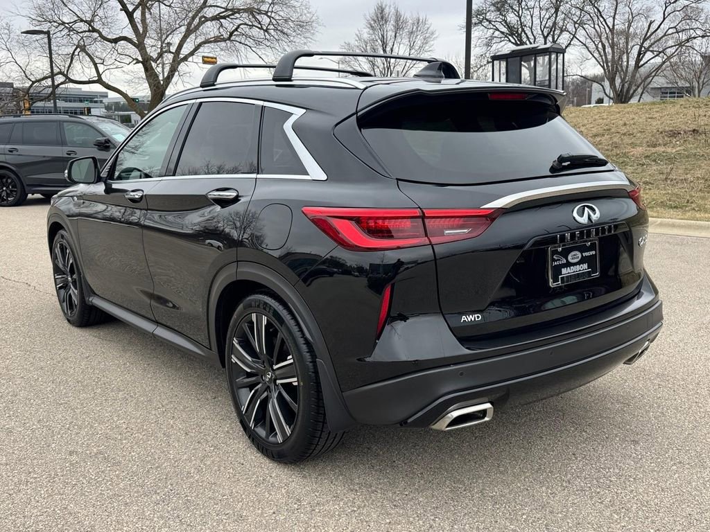 Used 2021 INFINITI QX50 Luxe w/ Appearance Package AWD/4WD image 4