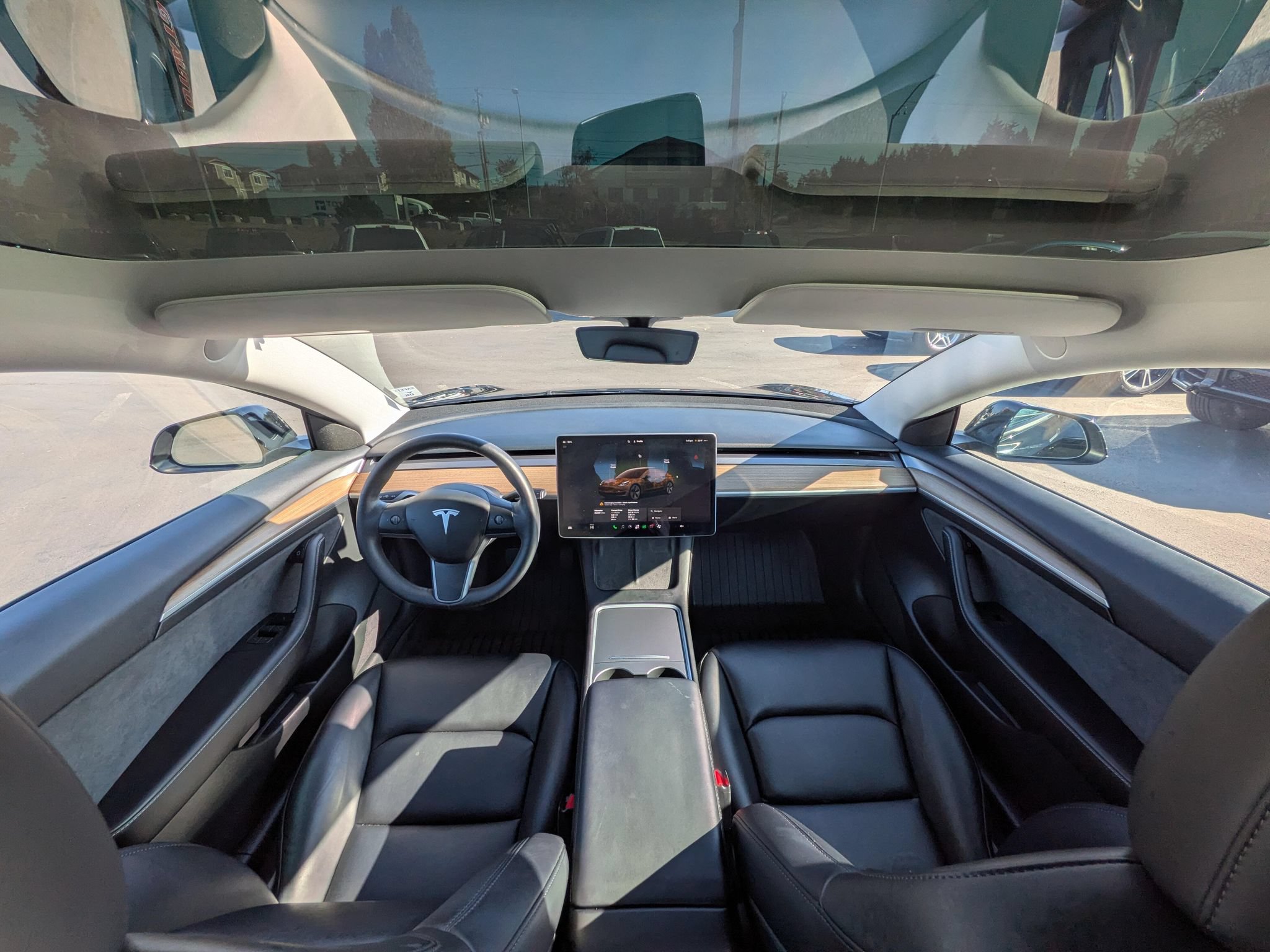 Used 2023 Tesla Model 3 Standard Range RWD image 9