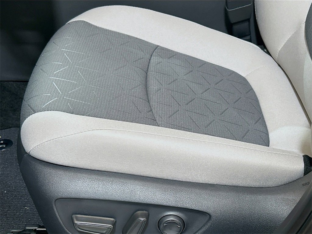 New 2025 Toyota RAV4 XLE image 18