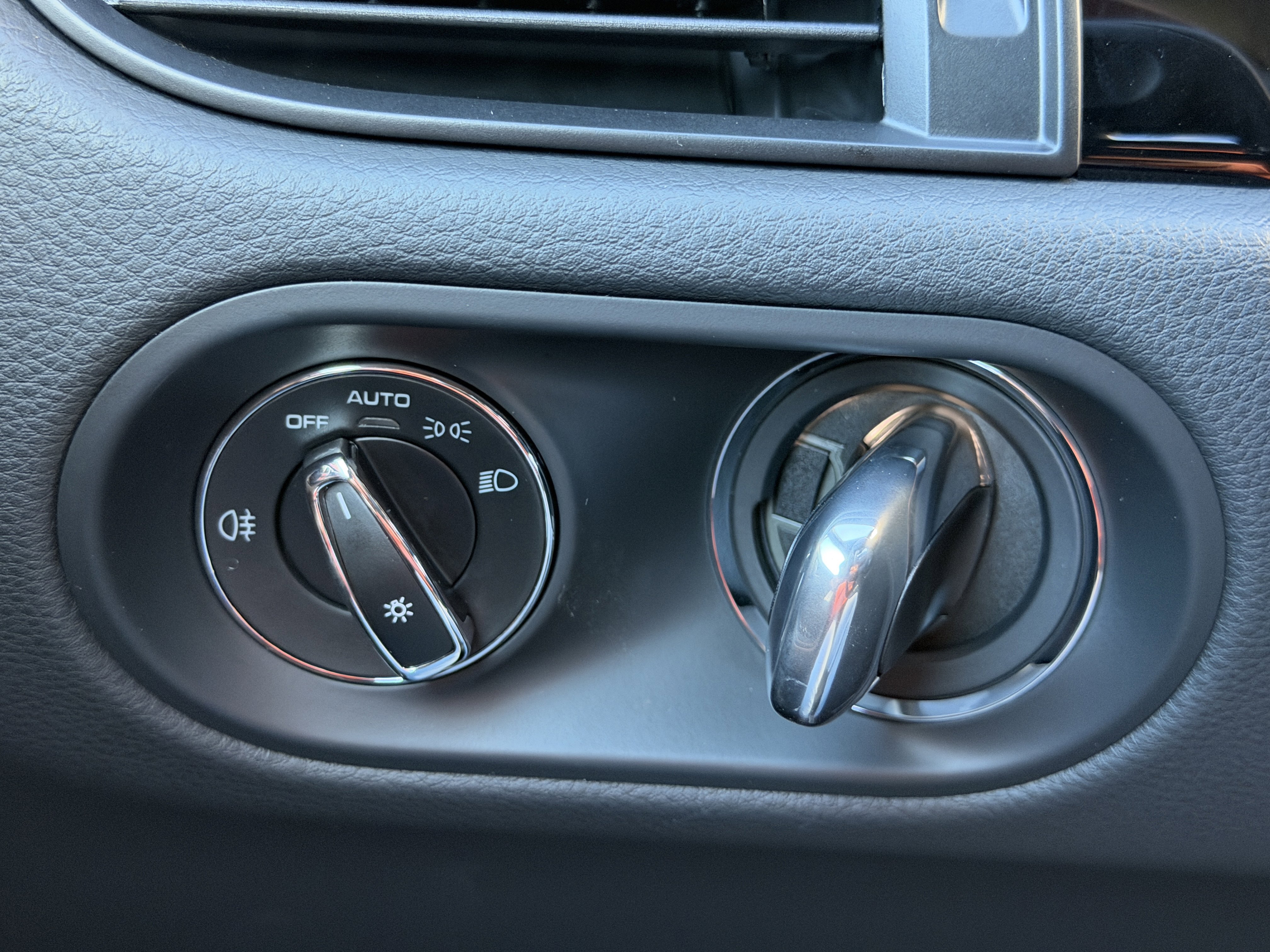 New 2026 Porsche Macan S image 32