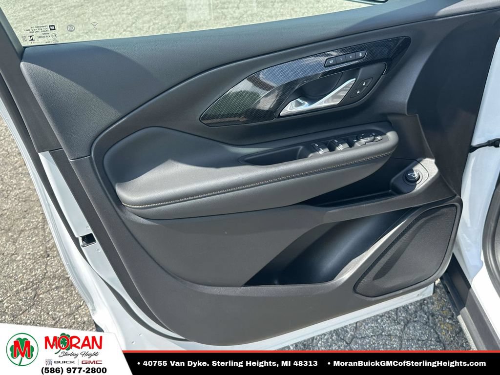 Certified 2024 GMC Terrain AT4 w/ Tech Package AWD/4WD image 17