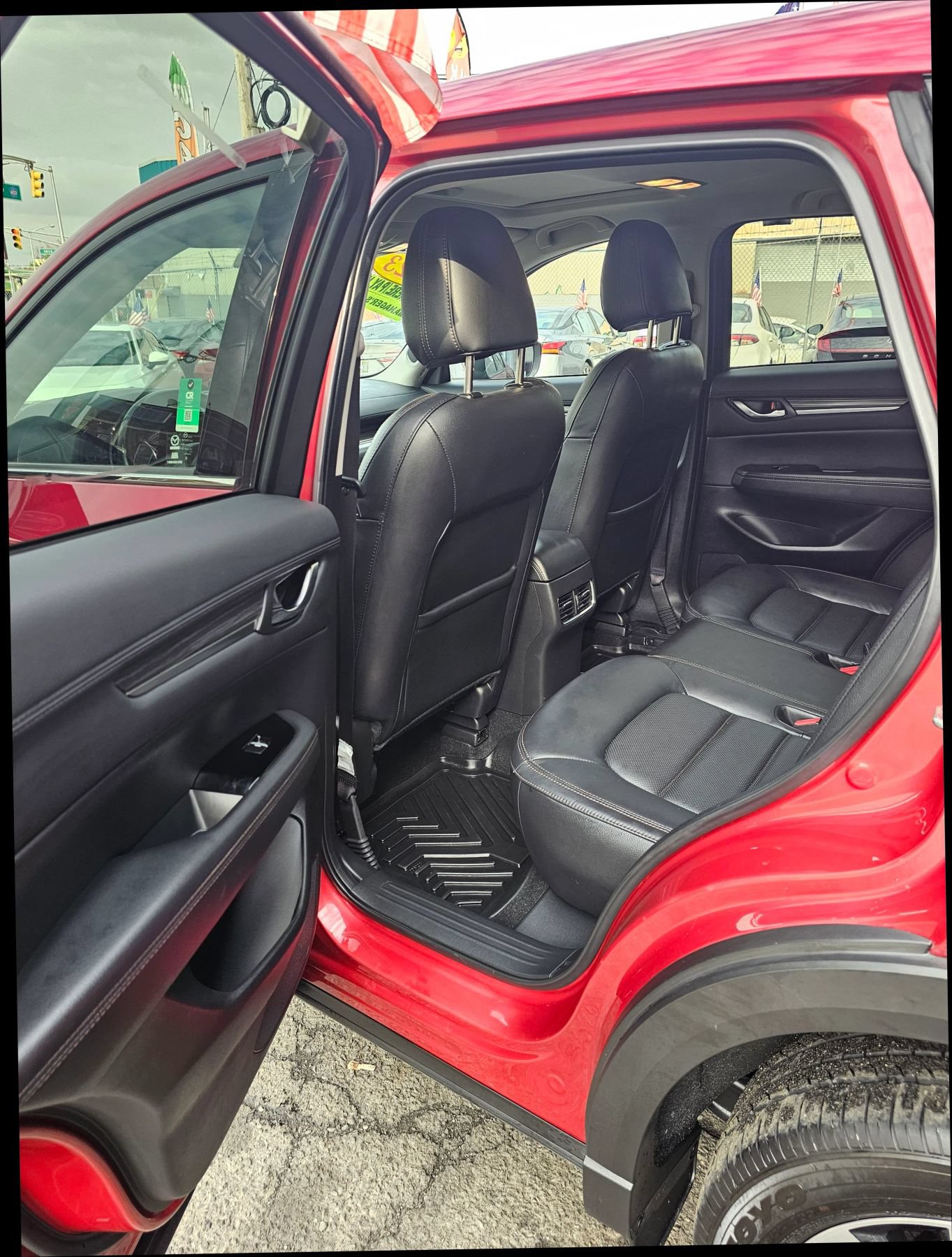 Used 2023 MAZDA CX-5 AWD 2.5 S w/ Premium Plus Pkg image 7