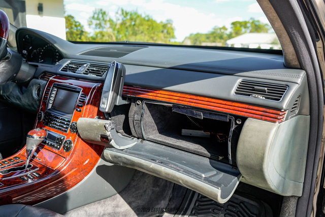 Used 2009 Maybach 62 RWD image 81