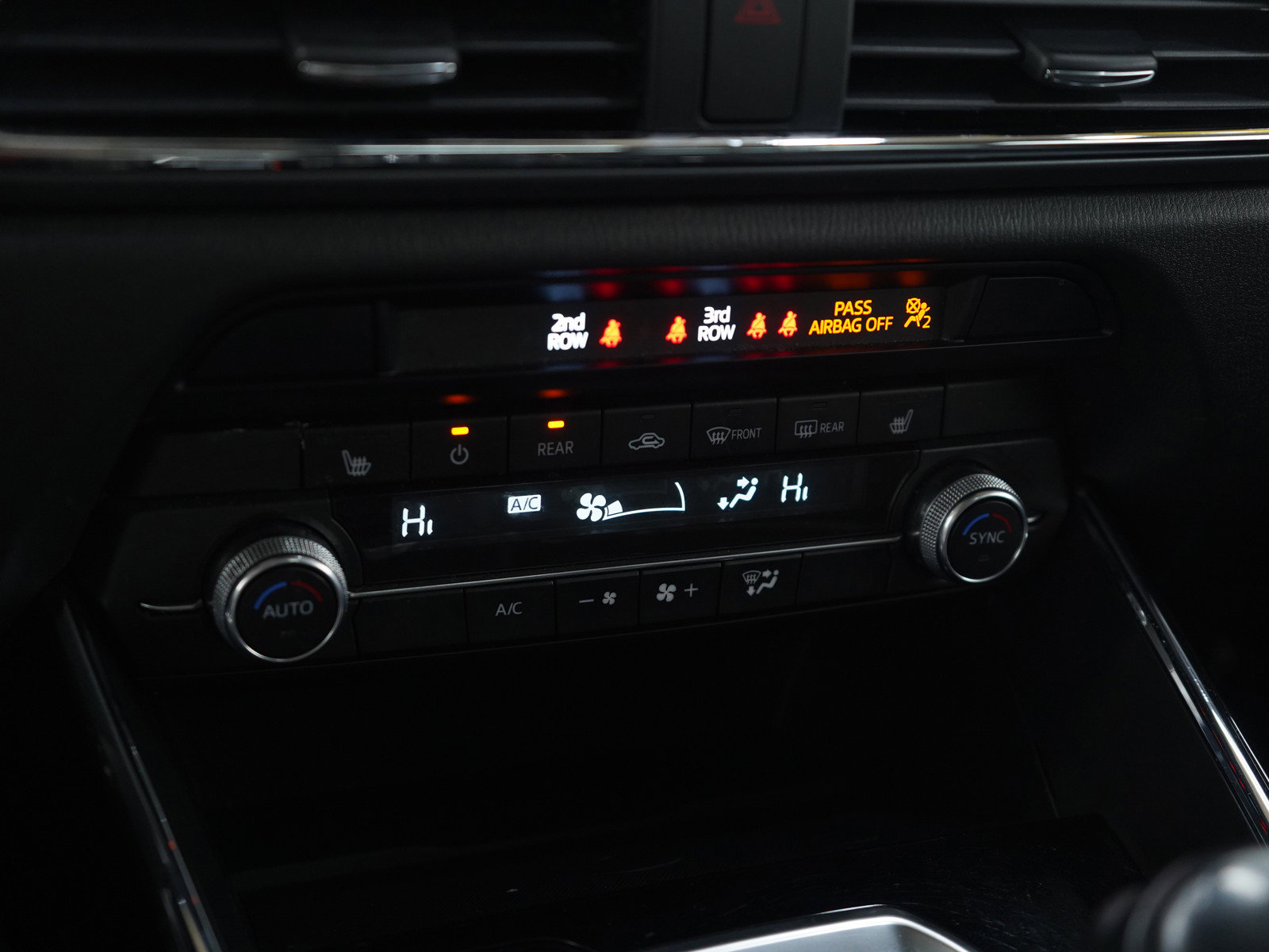 Used 2023 MAZDA CX-9 Touring image 25