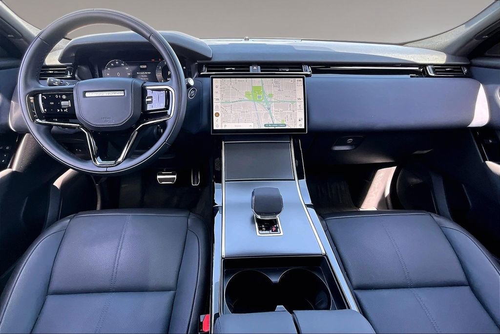 Used 2025 Land Rover Range Rover Velar Dynamic SE image 7