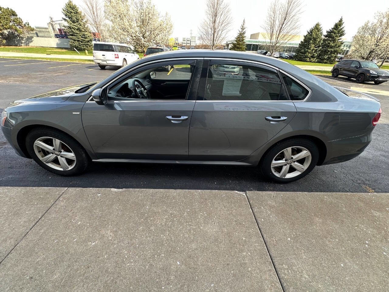 Used 2014 Volkswagen Passat 1.8T Wolfsburg Edition FWD image 7