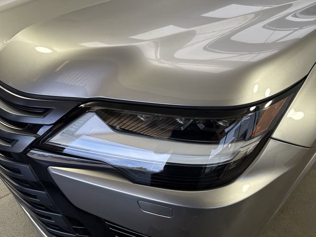 Used 2023 Lexus LX 600 4WD w/ Appearance Package image 31