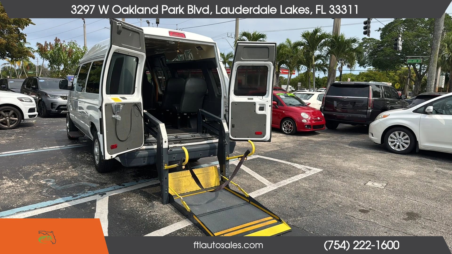 Used 2013 Ford E-250 and Econoline 250 Extended w/ PWR Group RWD image 14