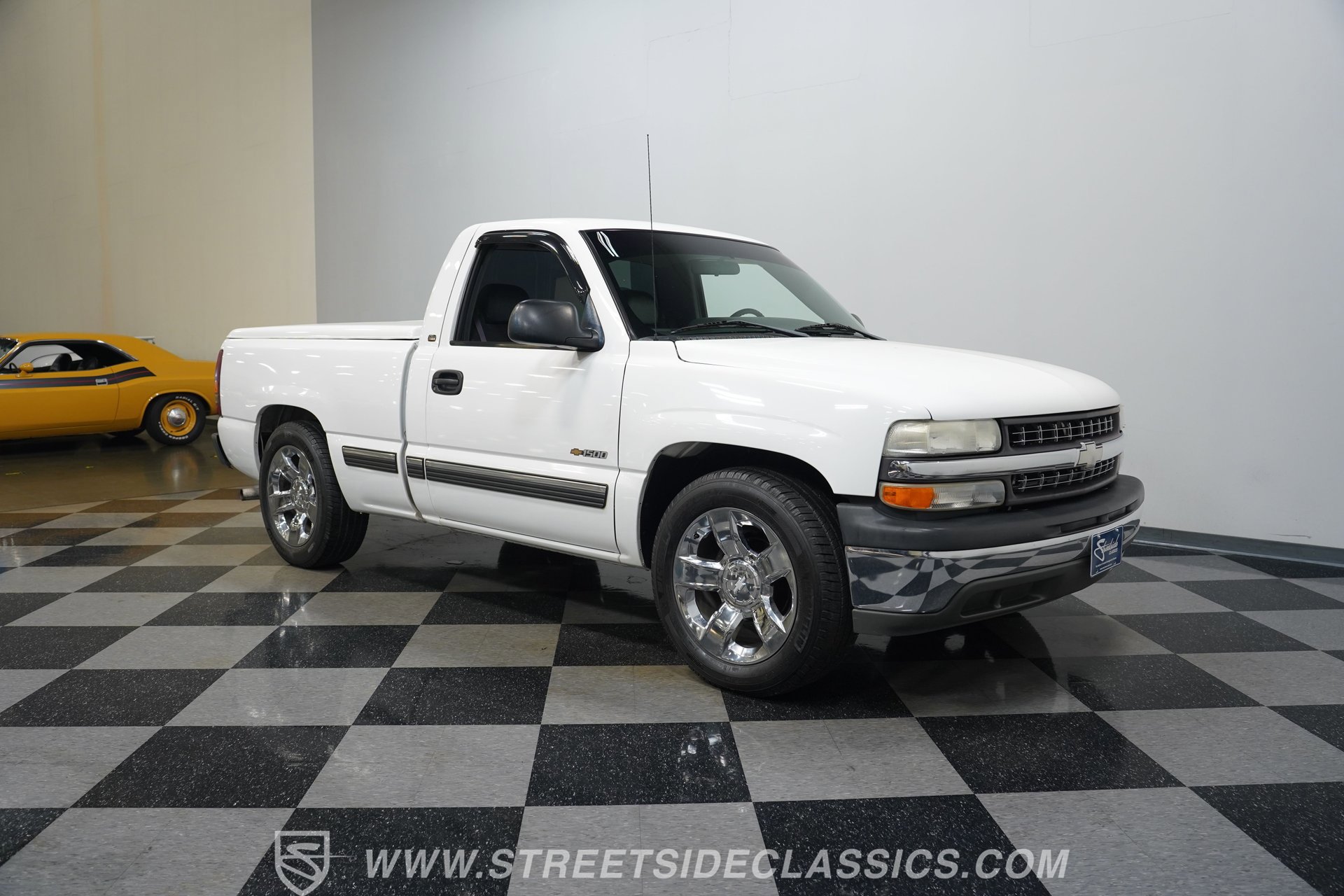 Used 2002 Chevrolet Silverado 1500 2WD Regular Cab image 16