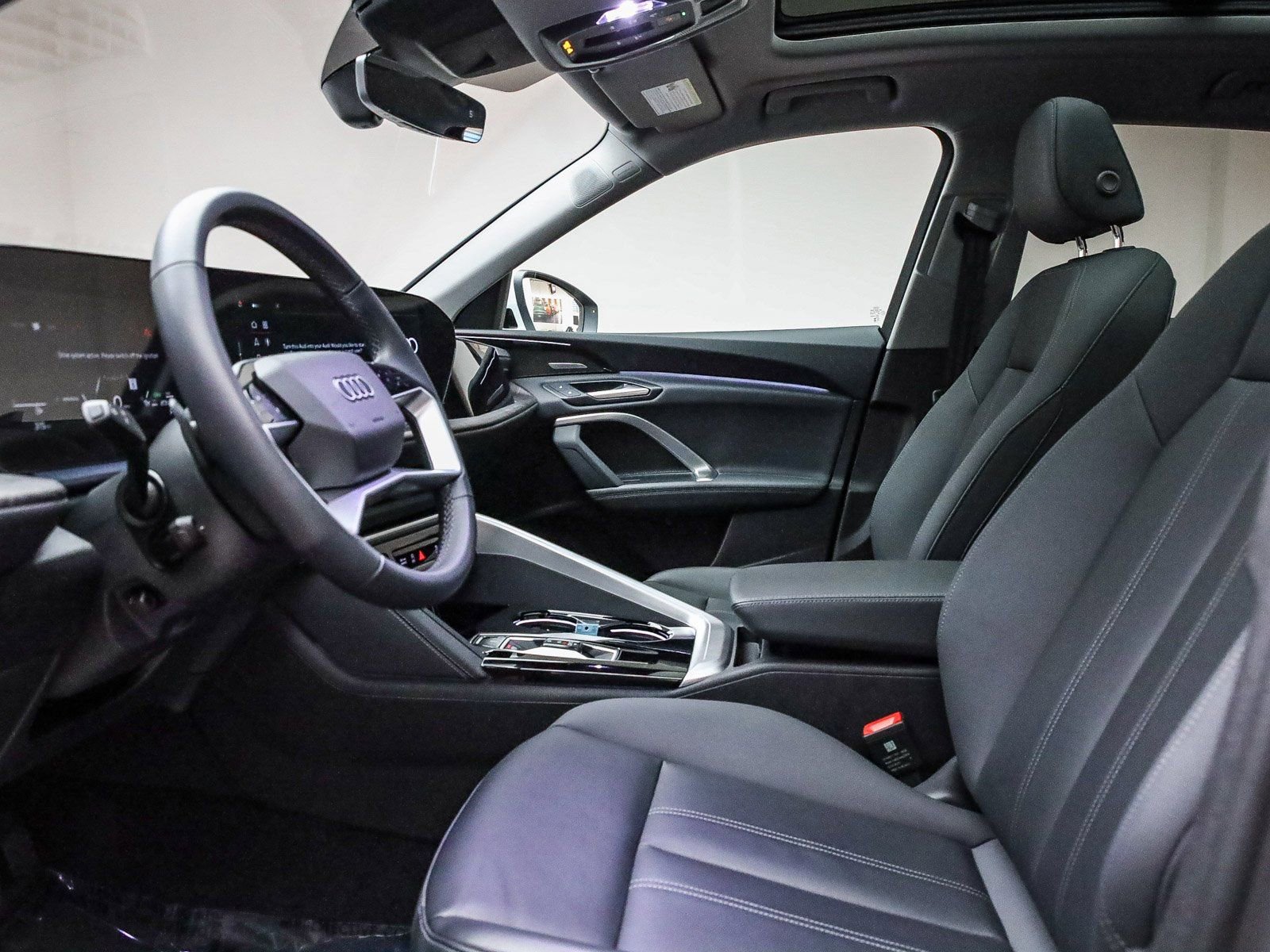 Certified 2025 Audi Q5 Premium Plus w/ Premium Plus image 19