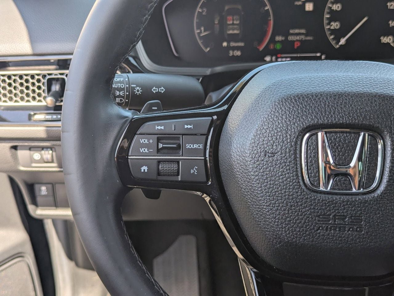 Certified 2025 Honda Civic Sport image 22
