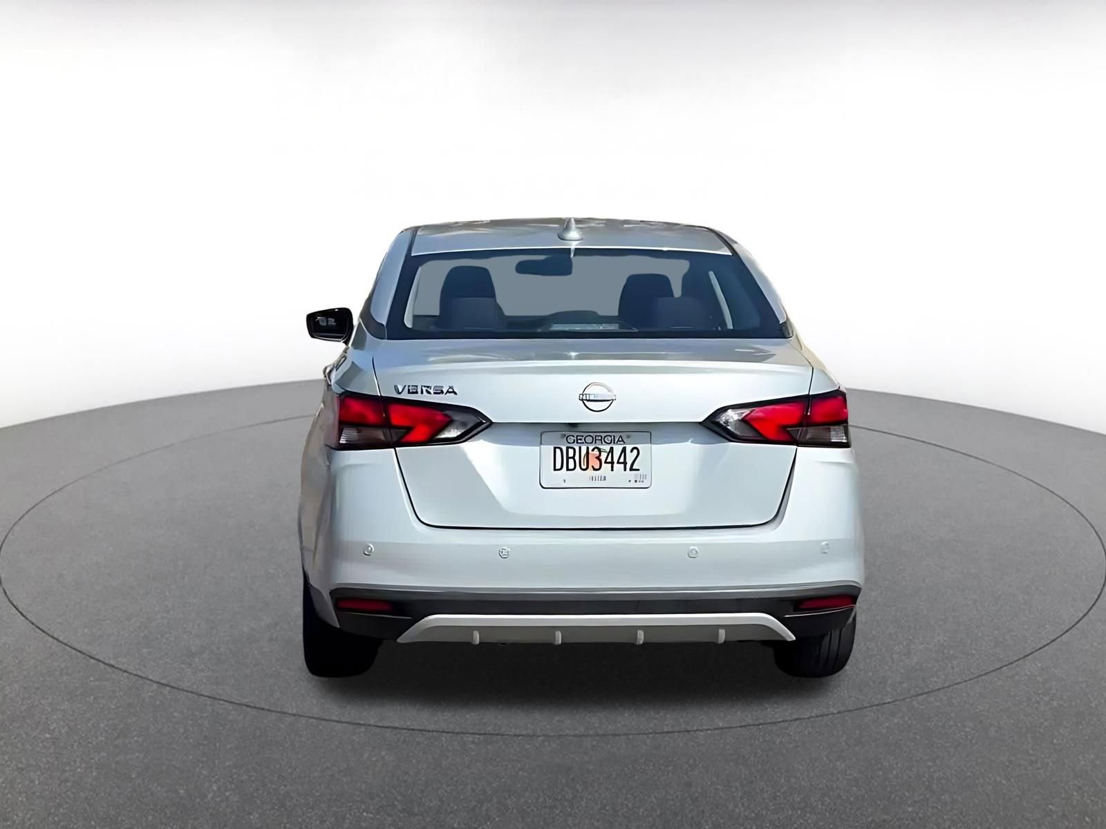 Used 2025 Nissan Versa SV image 12