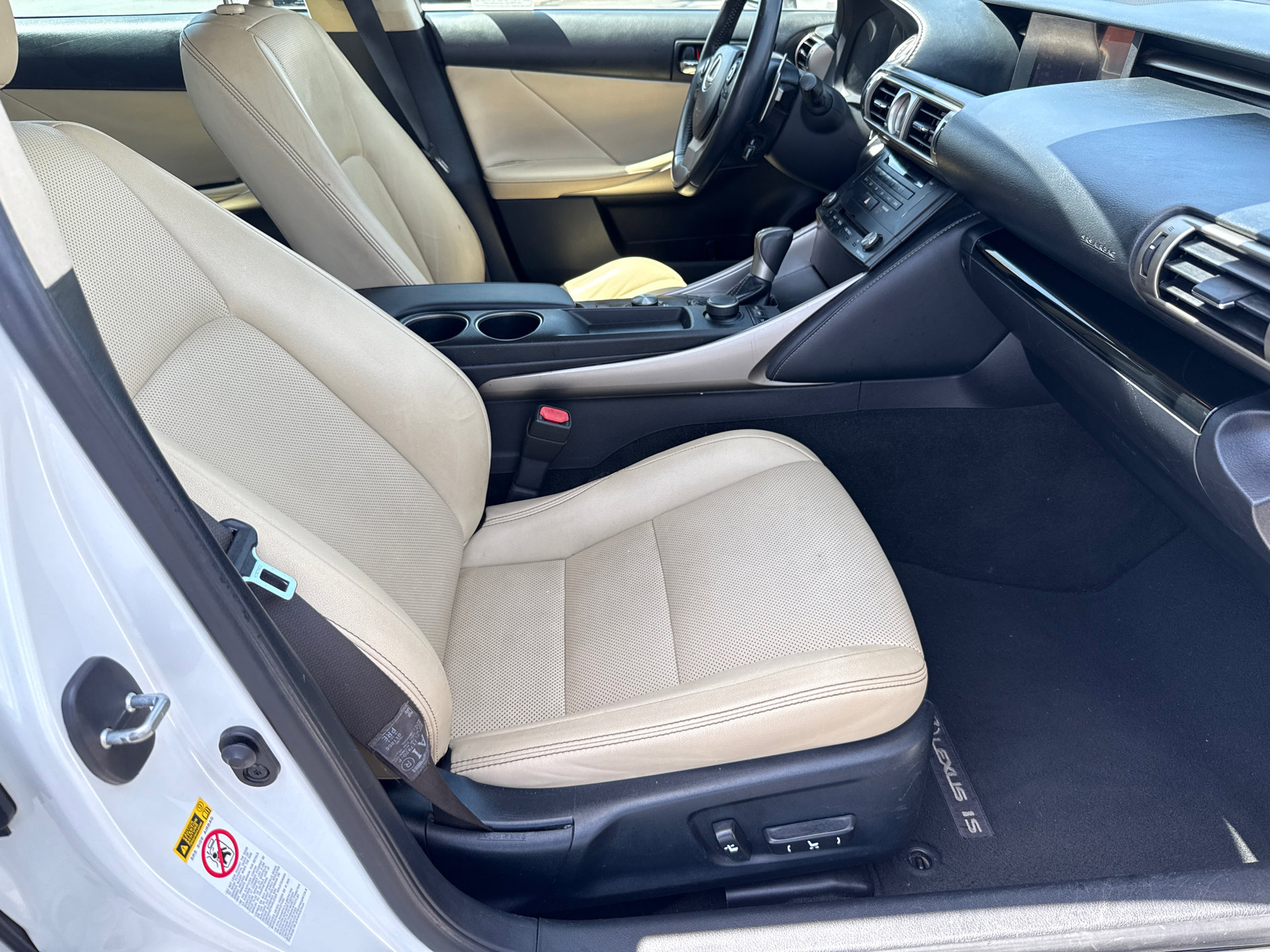 Used 2015 Lexus IS 250 image 12