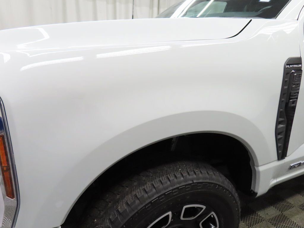 Used 2025 Ford F250 Platinum w/ FX4 Off-Road Package AWD/4WD image 50
