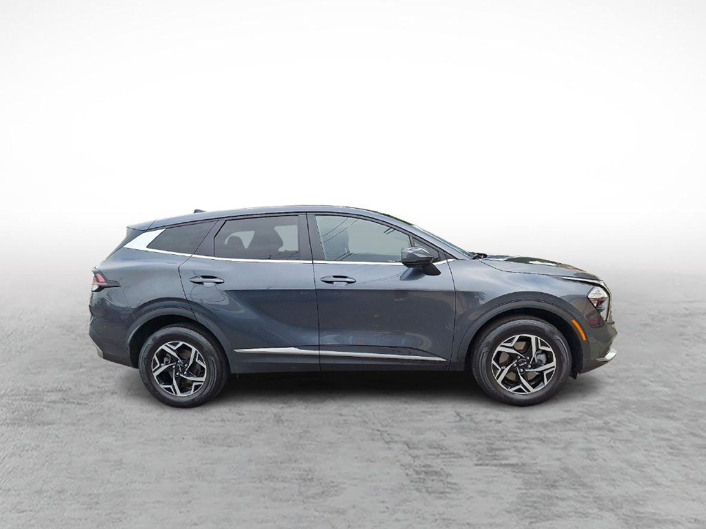 Used 2023 Kia Sportage LX AWD/4WD image 5