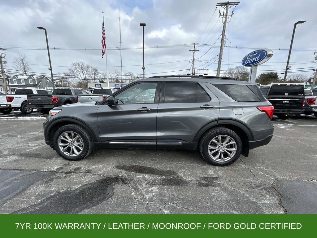 Certified 2022 Ford Explorer XLT w/ Equipment Group 202A image 8