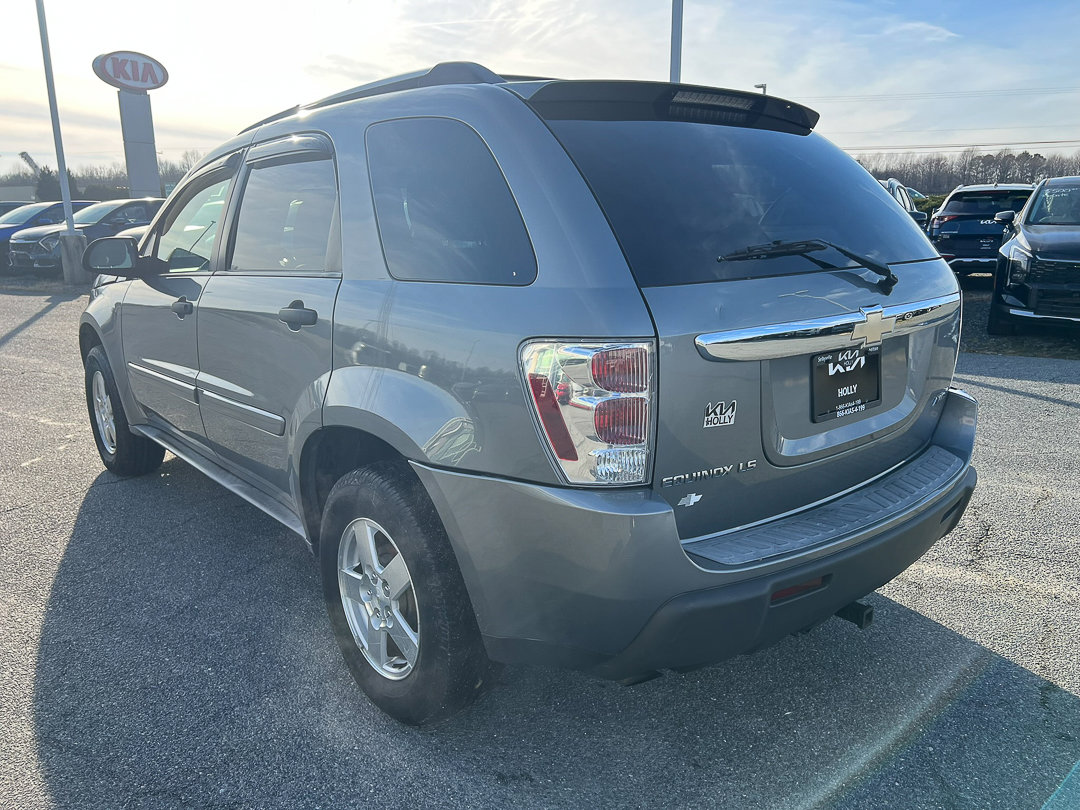 Used 2005 Chevrolet Equinox LS w/ Preferred Equipment Group image 3