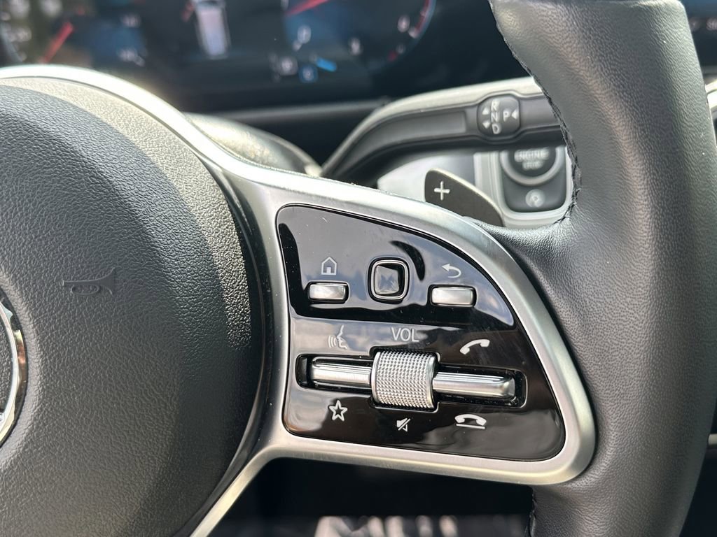 Certified 2022 Mercedes-Benz GLB 250 4MATIC image 29
