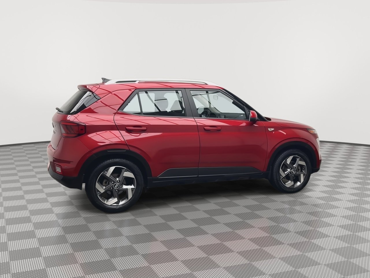 Used 2021 Hyundai Venue SEL image 30