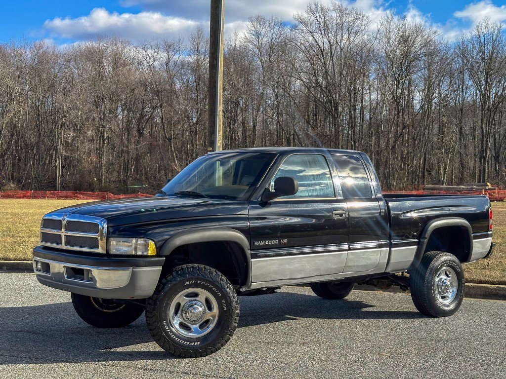 Used 2001 Dodge Ram 2500 Truck SLT image 3
