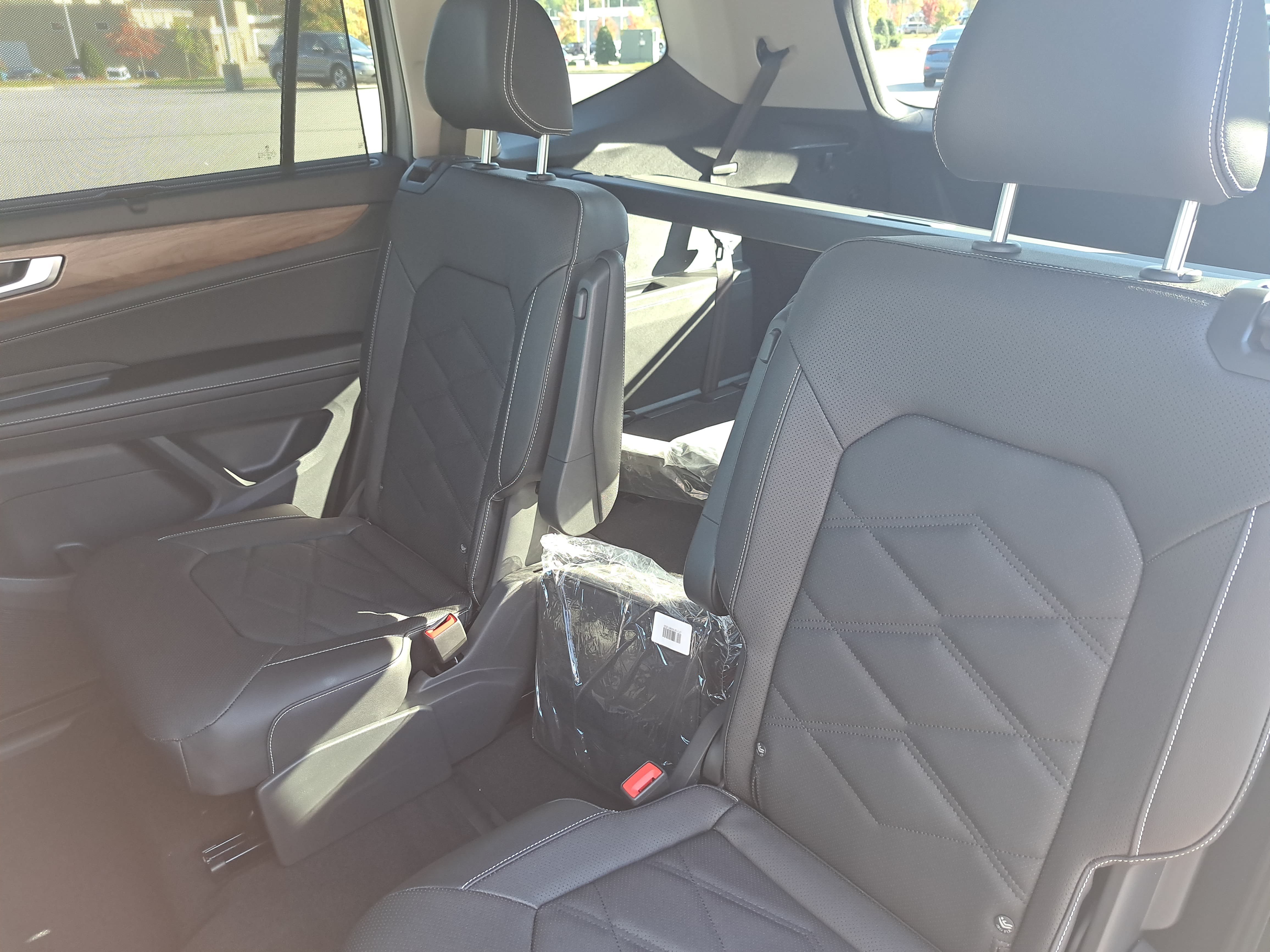 New 2026 Volkswagen Atlas SE FWD image 15