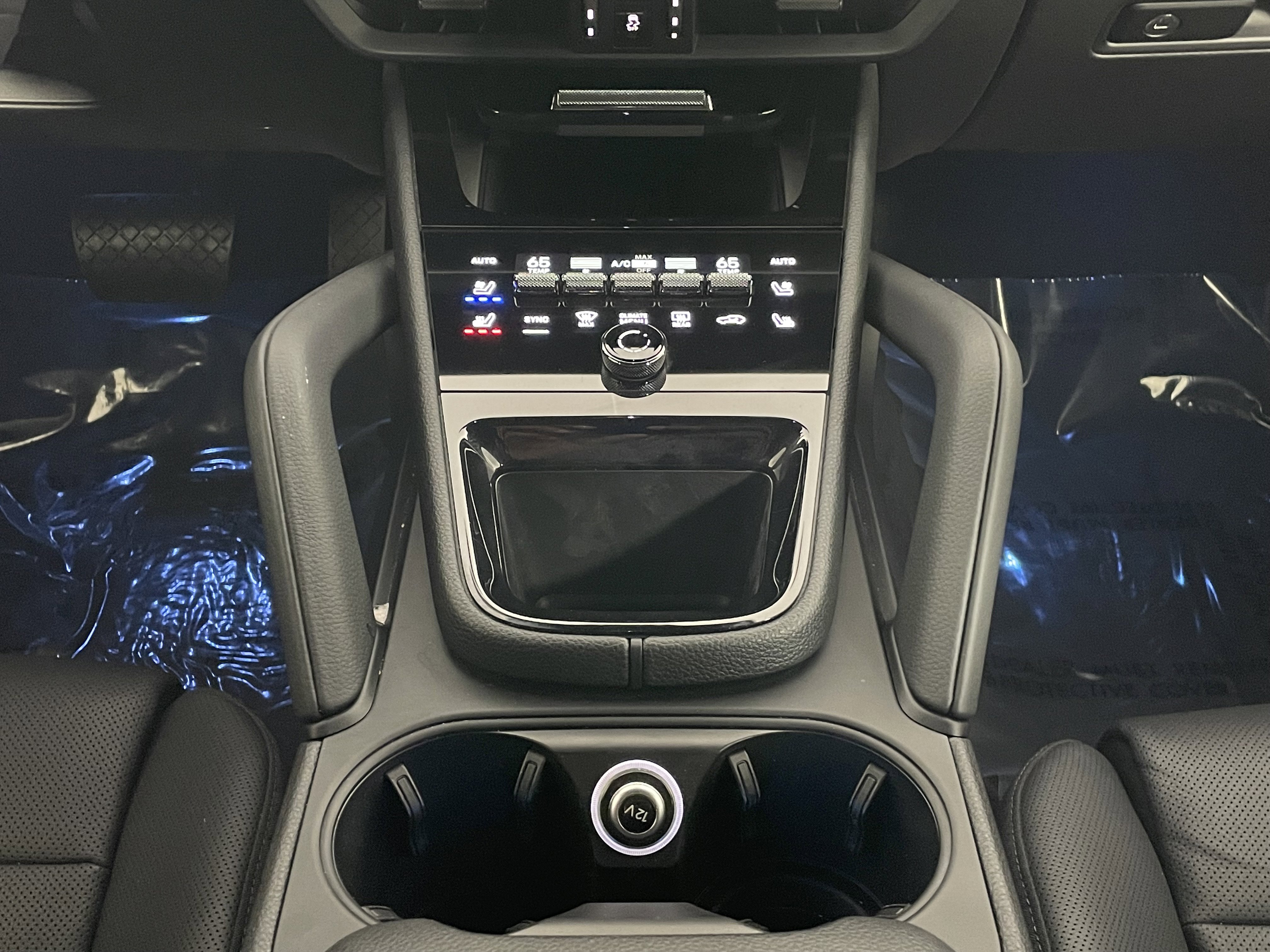 Used 2024 Porsche Cayenne image 20