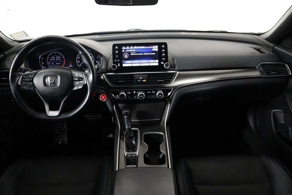 Used 2018 Honda Accord Sport image 13