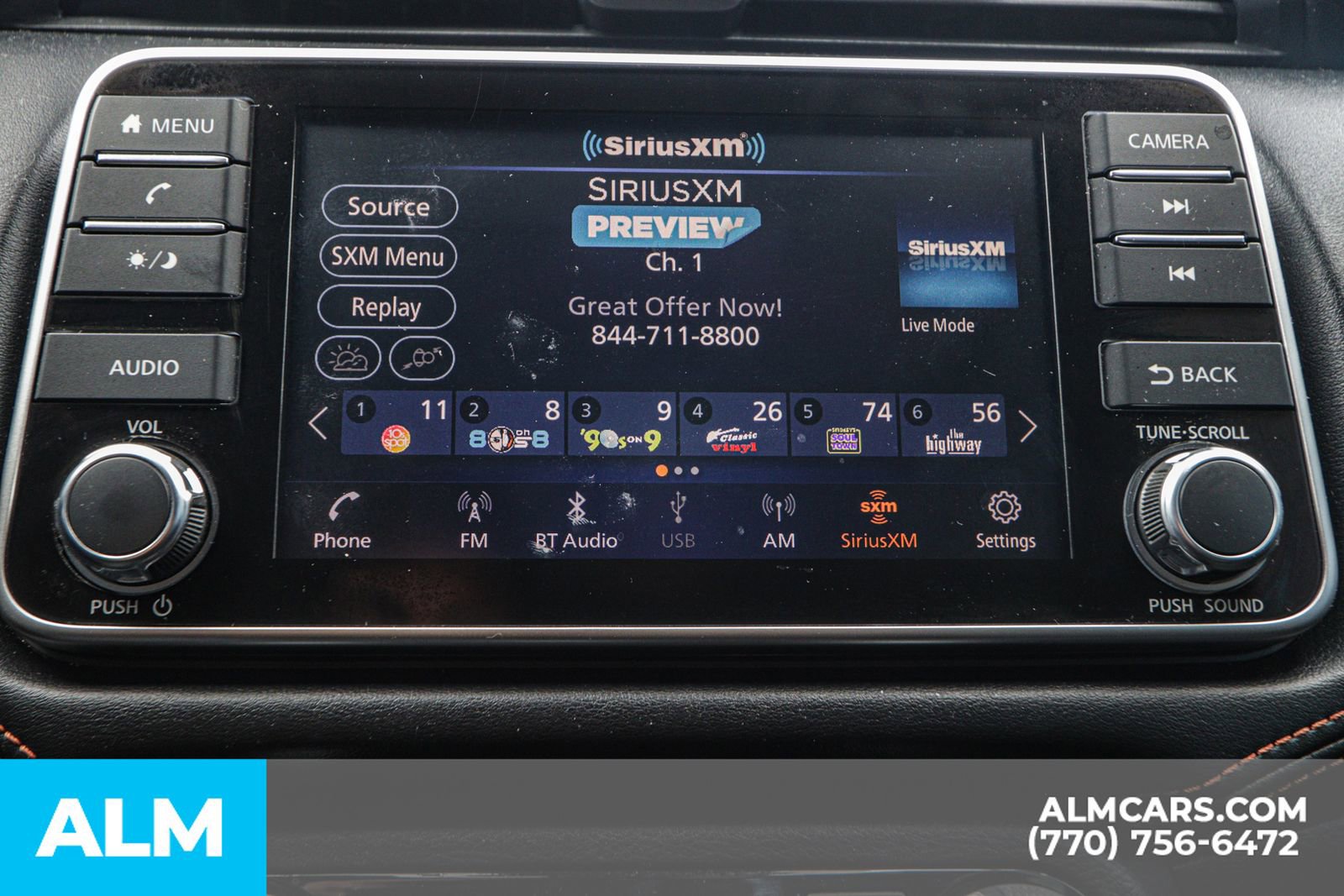 Used 2020 Nissan Versa SR w/ Convenience Package image 42